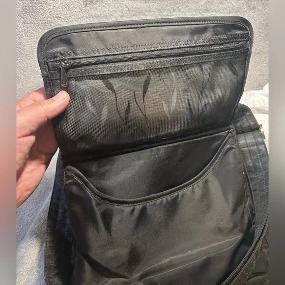 Lug Hopscotch RFID Crossbody - Picture 12 of 14